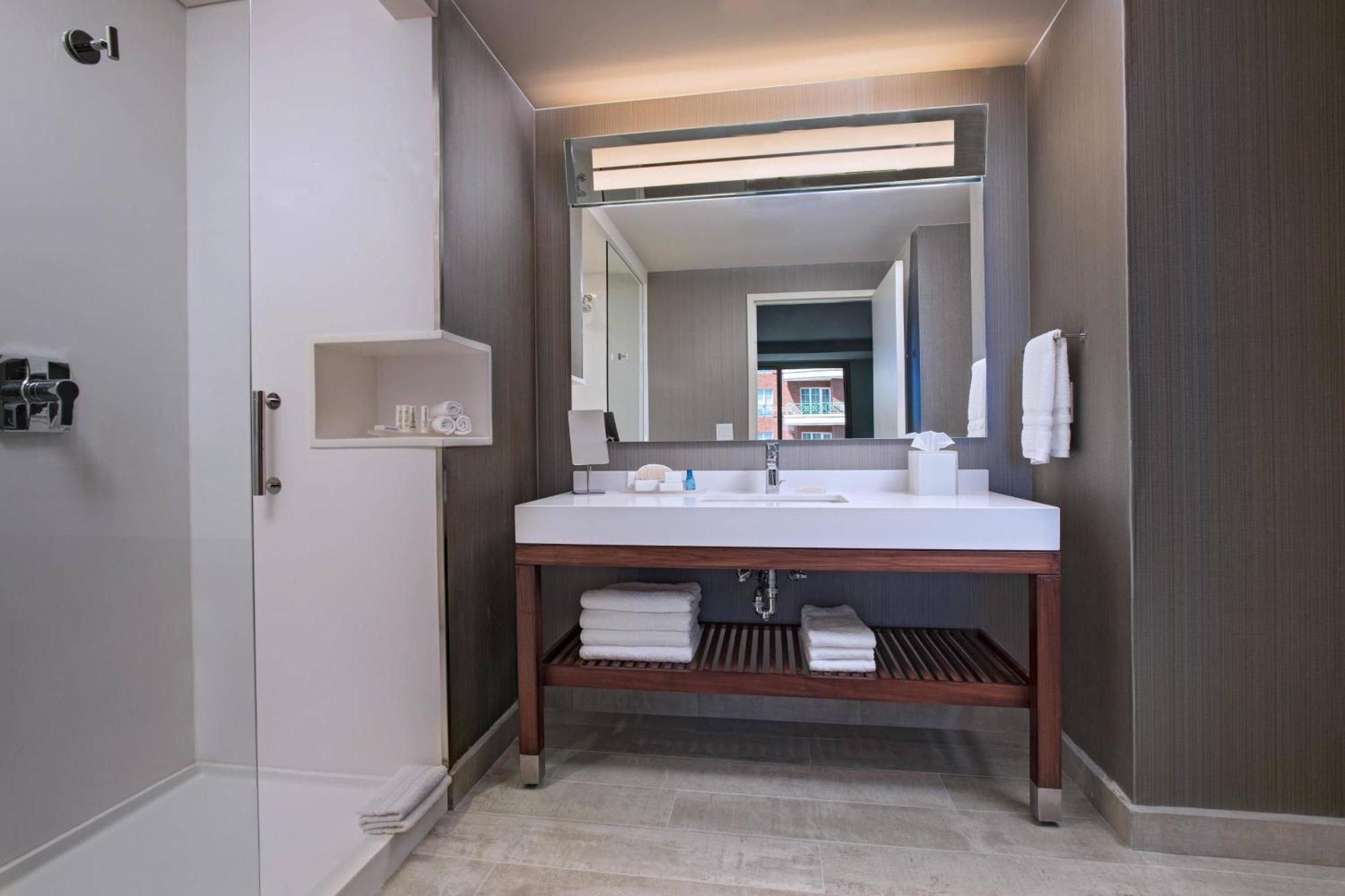 Courtyard By Marriott Guatemala-Stadt Exterior foto